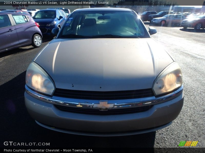 Light Driftwood Metallic / Neutral 2004 Chevrolet Malibu LS V6 Sedan