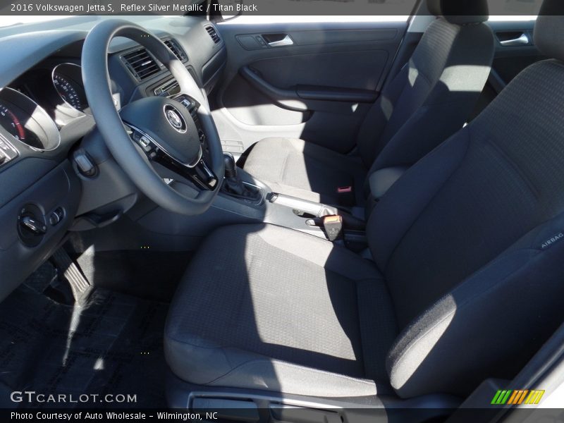 Reflex Silver Metallic / Titan Black 2016 Volkswagen Jetta S