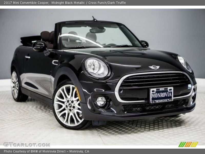 Front 3/4 View of 2017 Convertible Cooper