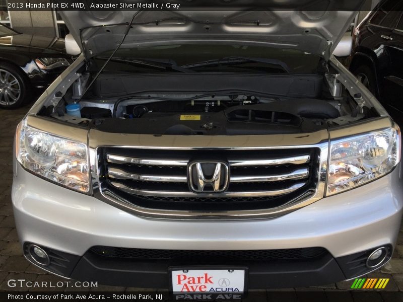 Alabaster Silver Metallic / Gray 2013 Honda Pilot EX 4WD