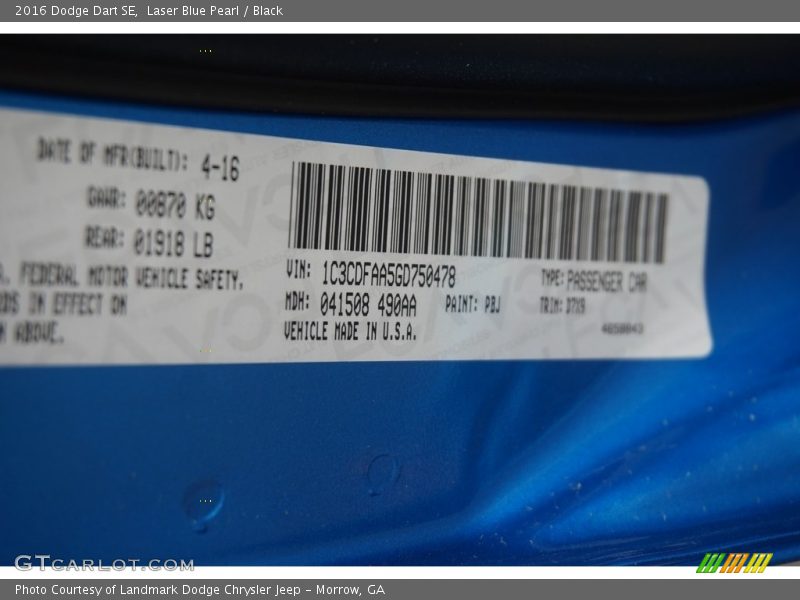 Laser Blue Pearl / Black 2016 Dodge Dart SE