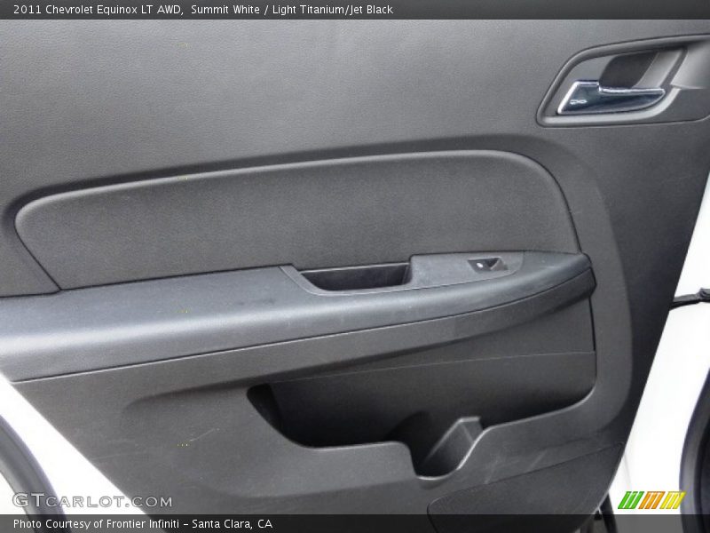 Summit White / Light Titanium/Jet Black 2011 Chevrolet Equinox LT AWD