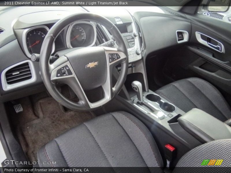 Summit White / Light Titanium/Jet Black 2011 Chevrolet Equinox LT AWD