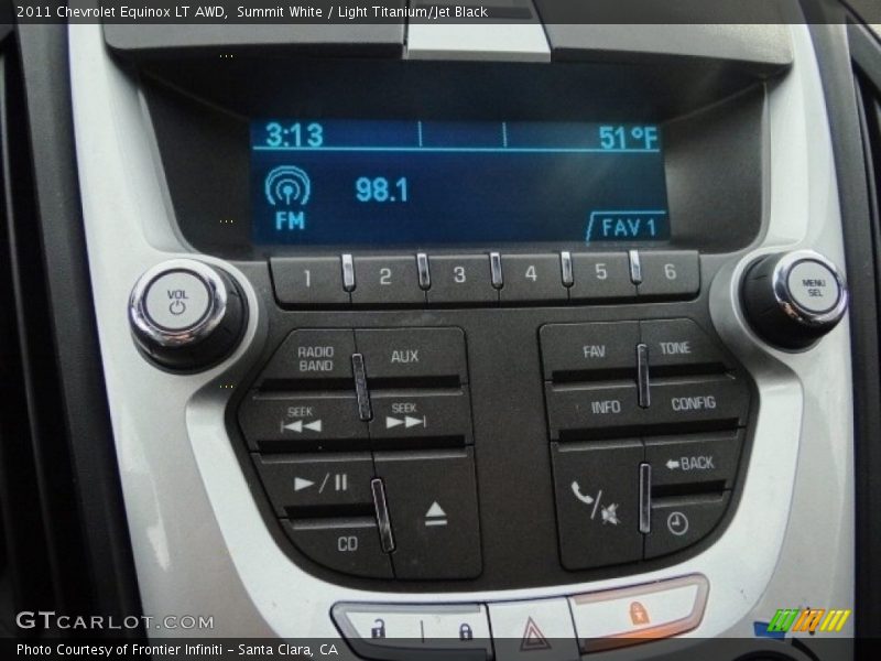 Summit White / Light Titanium/Jet Black 2011 Chevrolet Equinox LT AWD