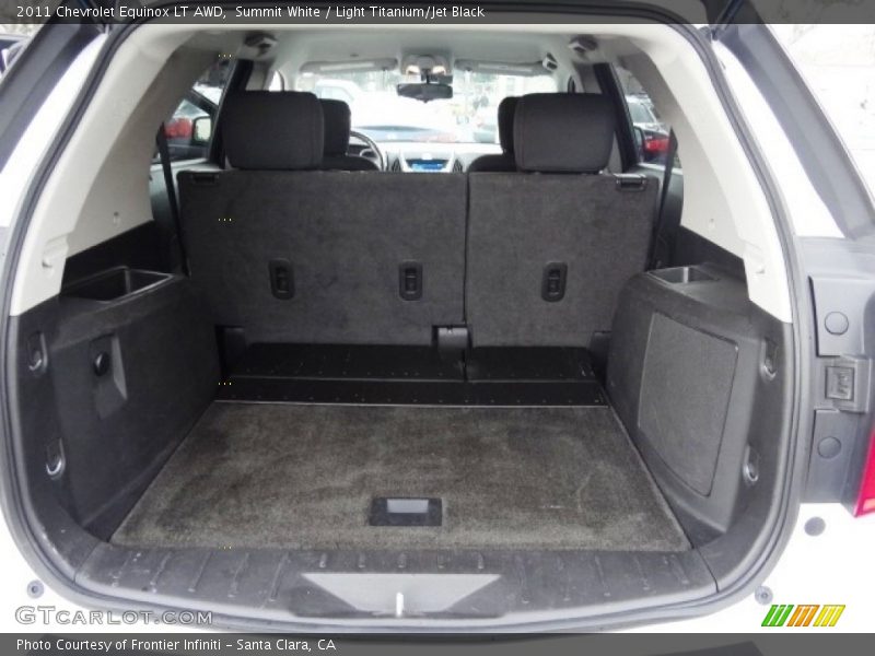 Summit White / Light Titanium/Jet Black 2011 Chevrolet Equinox LT AWD