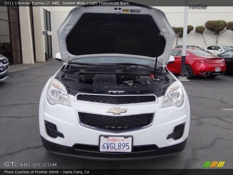 Summit White / Light Titanium/Jet Black 2011 Chevrolet Equinox LT AWD