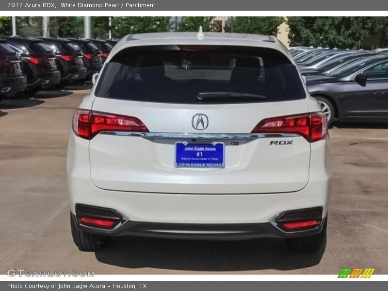 White Diamond Pearl / Parchment 2017 Acura RDX