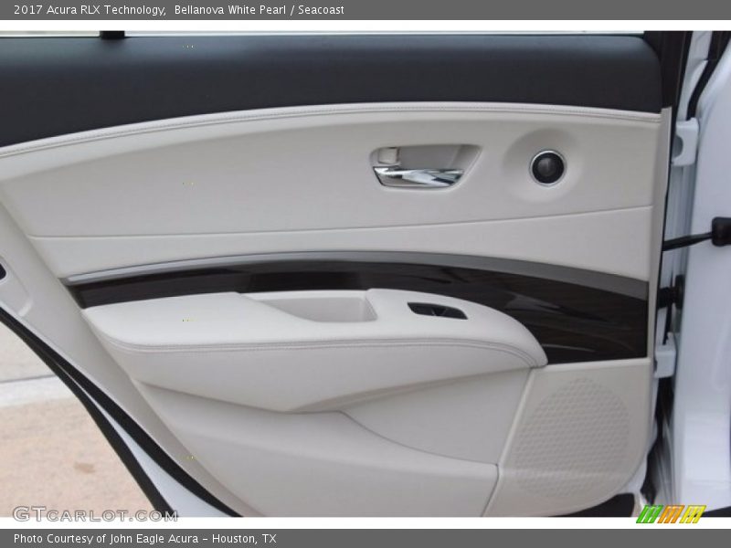 Door Panel of 2017 RLX Technology