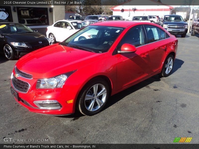 Red Hot / Jet Black 2016 Chevrolet Cruze Limited LT