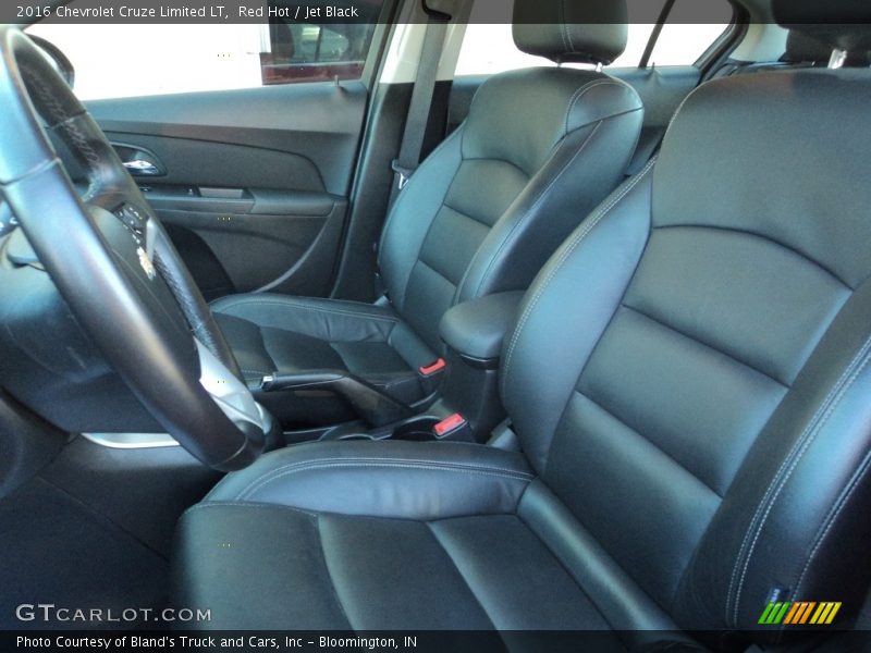 Red Hot / Jet Black 2016 Chevrolet Cruze Limited LT