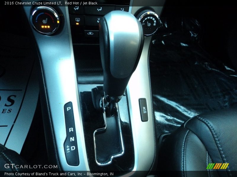 Red Hot / Jet Black 2016 Chevrolet Cruze Limited LT