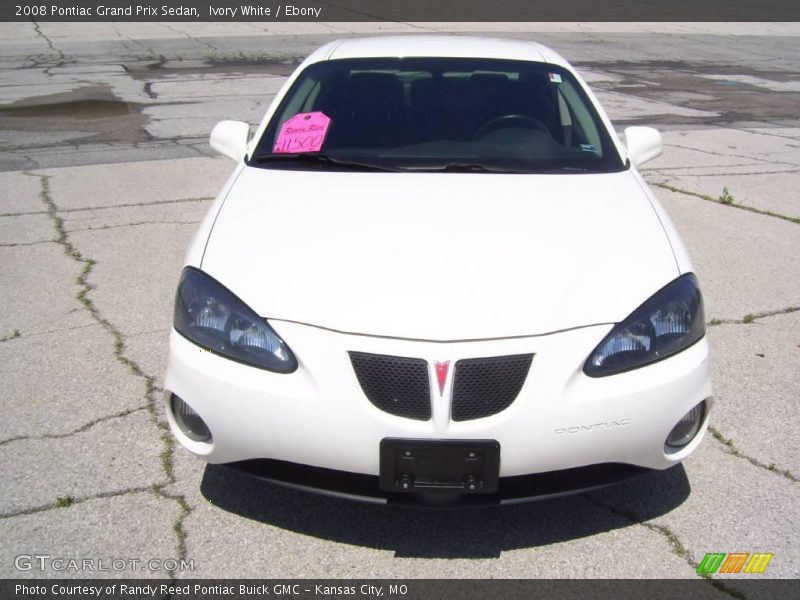 Ivory White / Ebony 2008 Pontiac Grand Prix Sedan