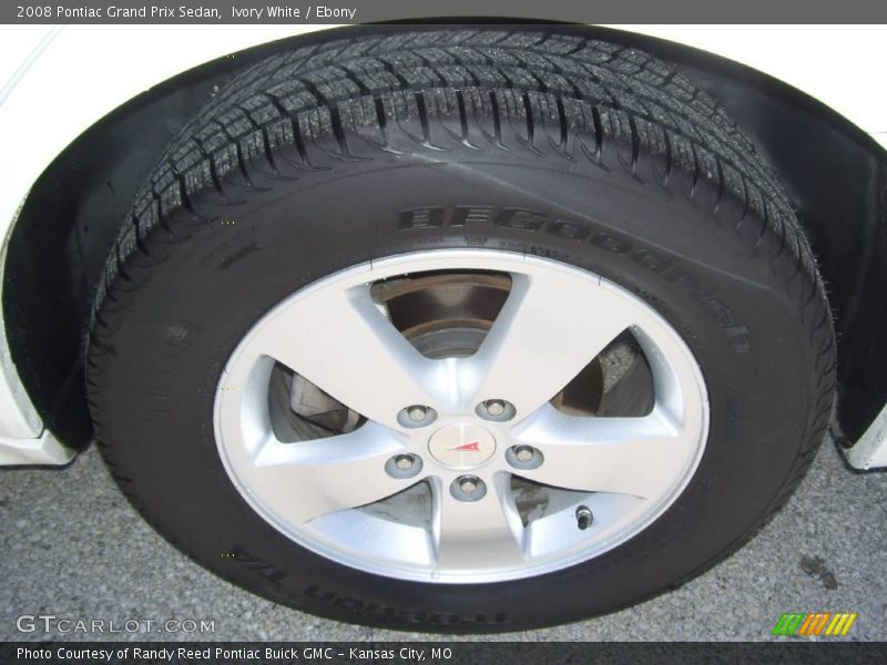 Ivory White / Ebony 2008 Pontiac Grand Prix Sedan