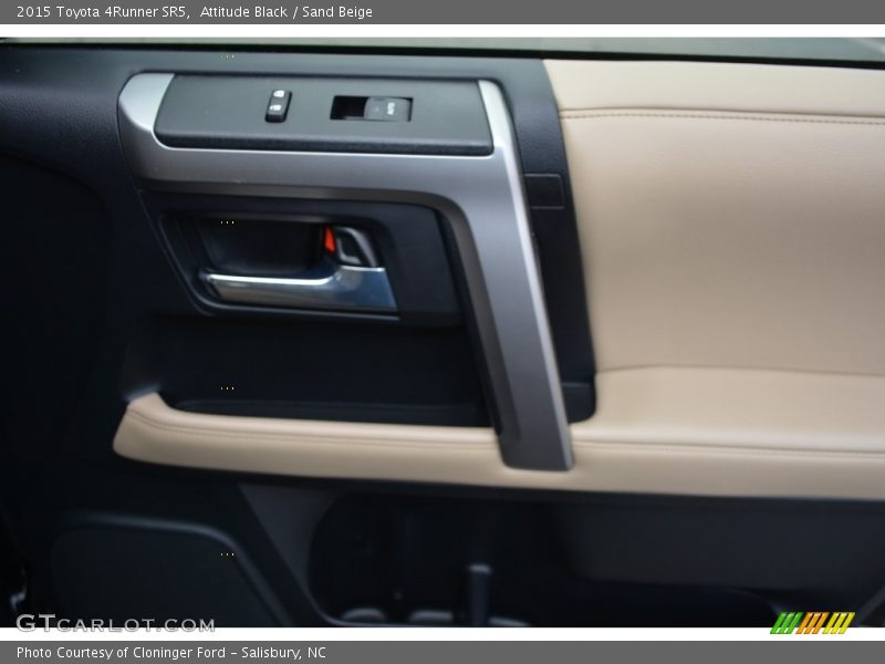Attitude Black / Sand Beige 2015 Toyota 4Runner SR5