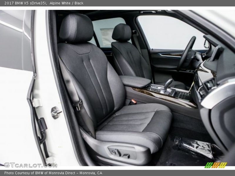 Alpine White / Black 2017 BMW X5 sDrive35i