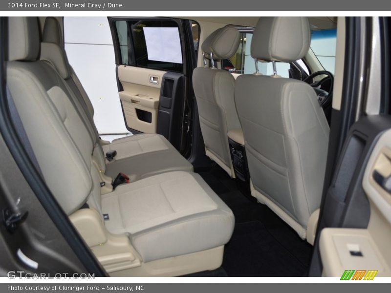 Mineral Gray / Dune 2014 Ford Flex SE