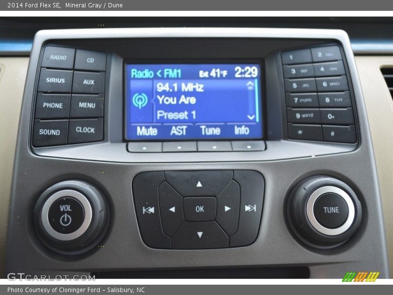 Mineral Gray / Dune 2014 Ford Flex SE