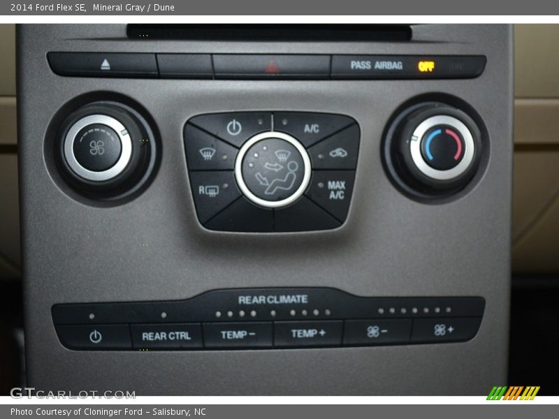 Mineral Gray / Dune 2014 Ford Flex SE