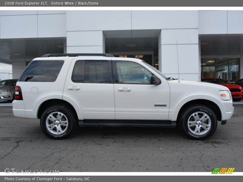 Oxford White / Black/Stone 2008 Ford Explorer XLT