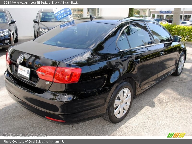 Black / Titan Black 2014 Volkswagen Jetta SE Sedan