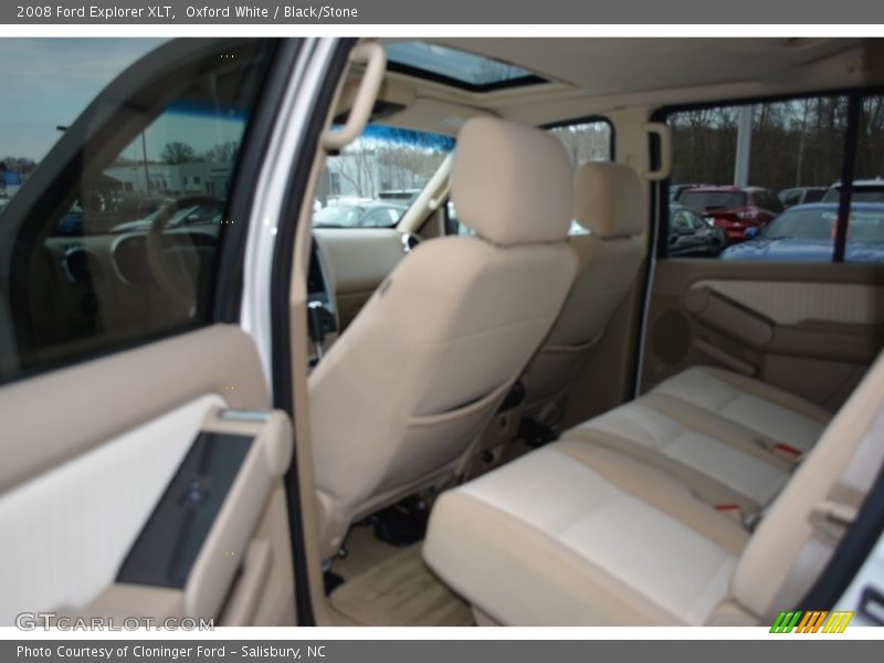 Oxford White / Black/Stone 2008 Ford Explorer XLT