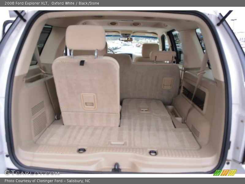 Oxford White / Black/Stone 2008 Ford Explorer XLT