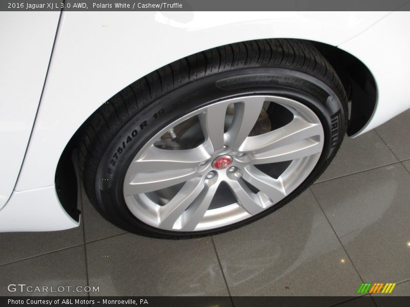 Polaris White / Cashew/Truffle 2016 Jaguar XJ L 3.0 AWD