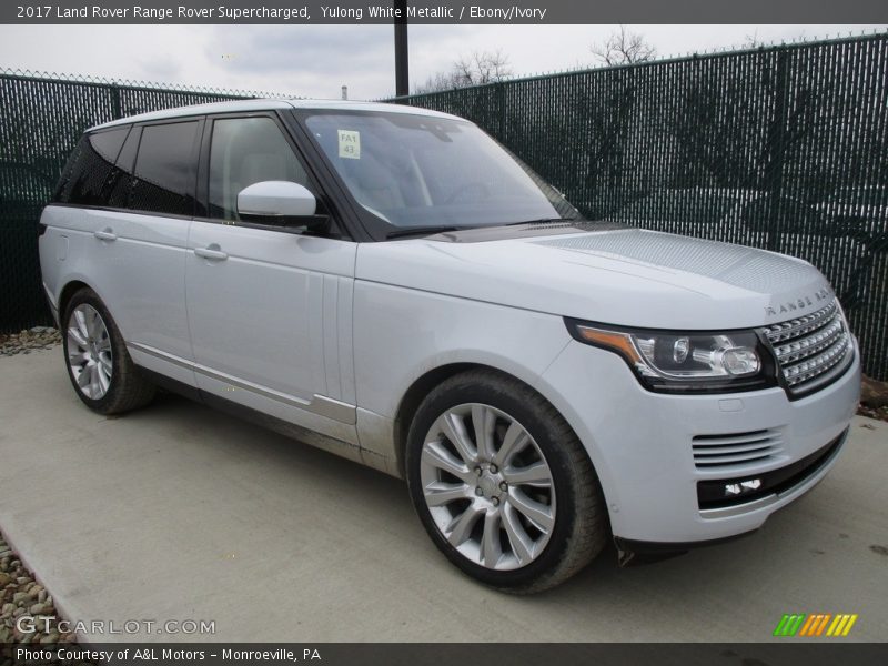 Yulong White Metallic / Ebony/Ivory 2017 Land Rover Range Rover Supercharged