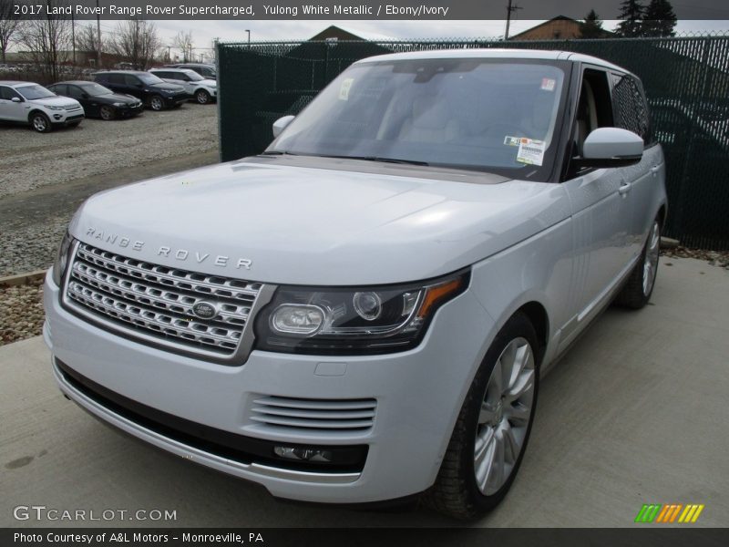 Yulong White Metallic / Ebony/Ivory 2017 Land Rover Range Rover Supercharged