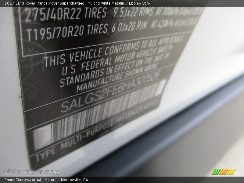 Yulong White Metallic / Ebony/Ivory 2017 Land Rover Range Rover Supercharged