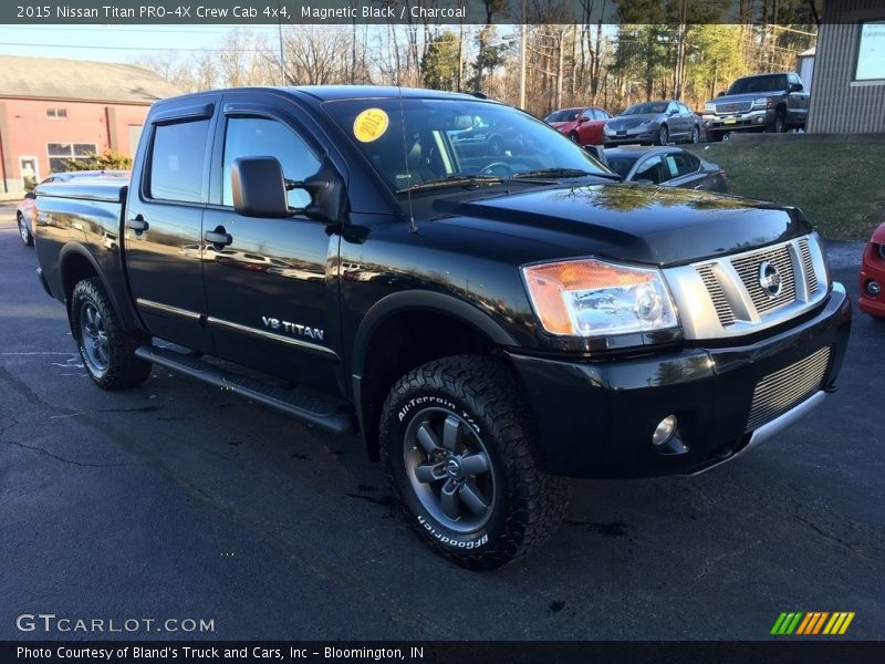 Magnetic Black / Charcoal 2015 Nissan Titan PRO-4X Crew Cab 4x4