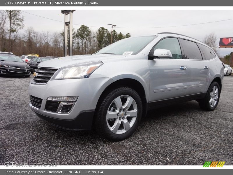 Silver Ice Metallic / Ebony 2017 Chevrolet Traverse LT