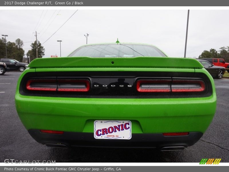 Green Go / Black 2017 Dodge Challenger R/T