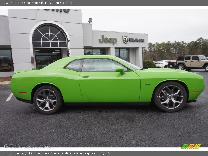 Green Go / Black 2017 Dodge Challenger R/T