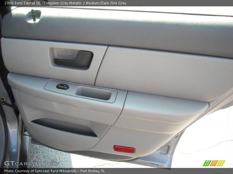 Tungsten Grey Metallic / Medium/Dark Flint Grey 2006 Ford Taurus SE