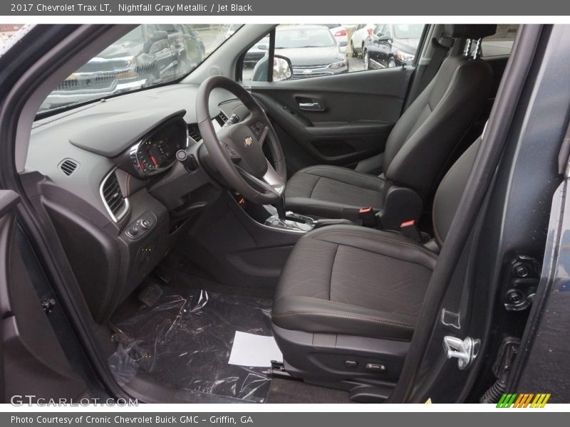 Nightfall Gray Metallic / Jet Black 2017 Chevrolet Trax LT