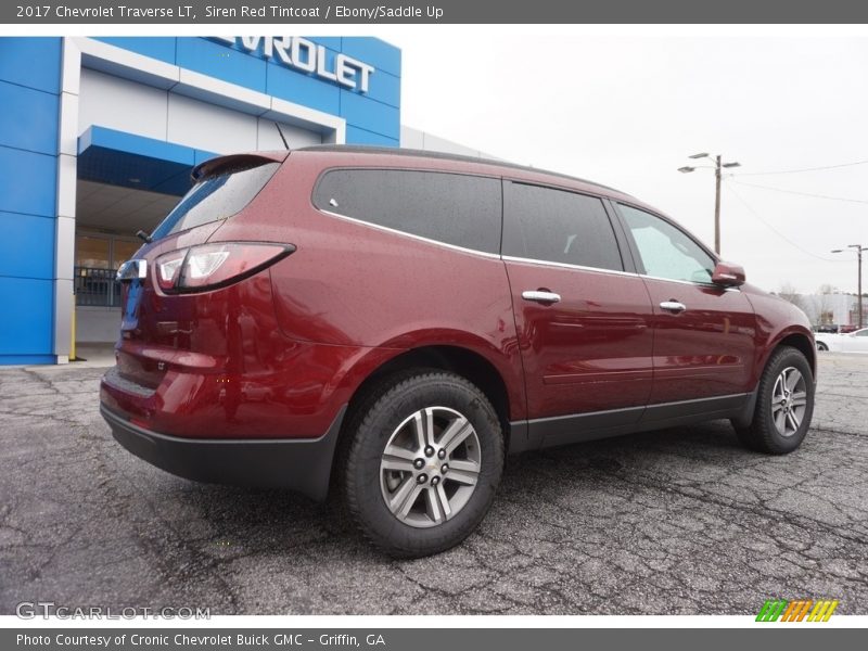Siren Red Tintcoat / Ebony/Saddle Up 2017 Chevrolet Traverse LT