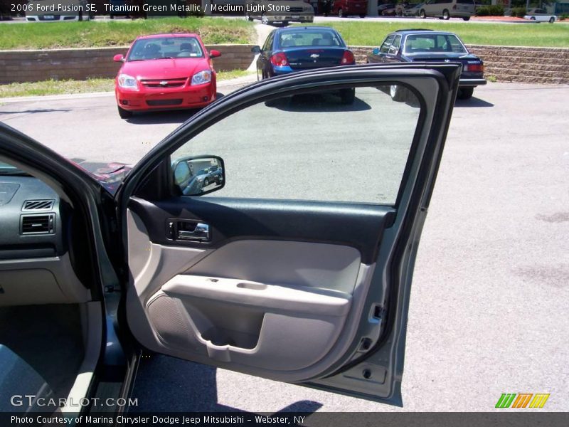 Titanium Green Metallic / Medium Light Stone 2006 Ford Fusion SE