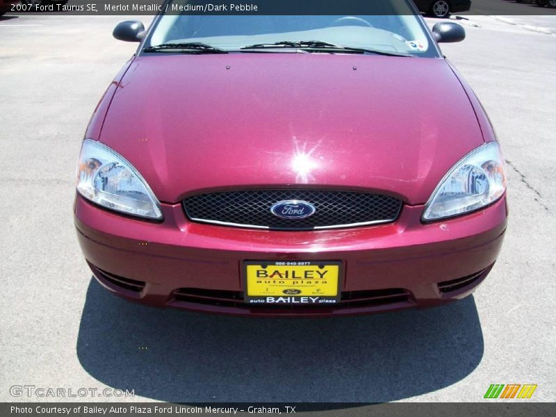 Merlot Metallic / Medium/Dark Pebble 2007 Ford Taurus SE