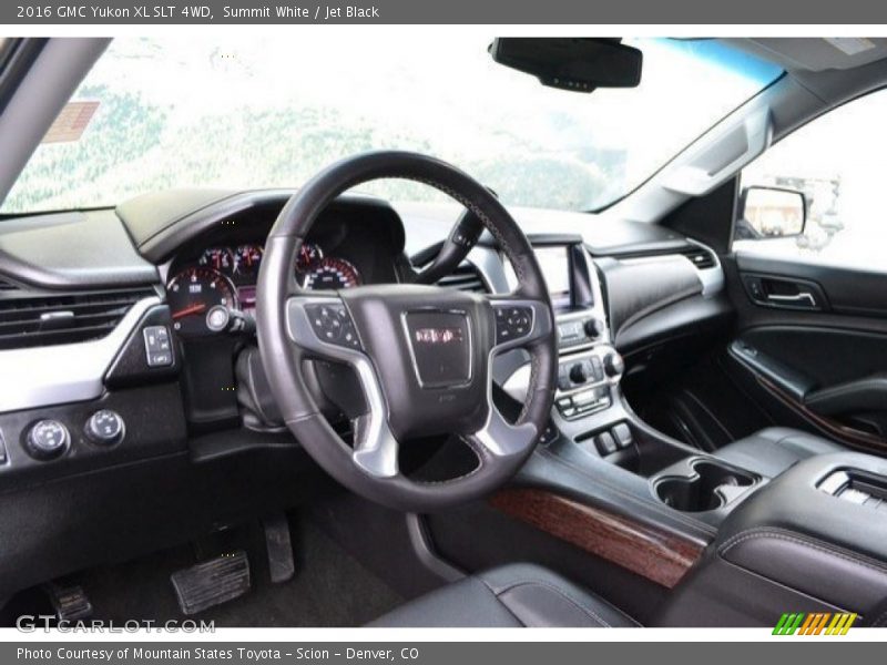 Summit White / Jet Black 2016 GMC Yukon XL SLT 4WD