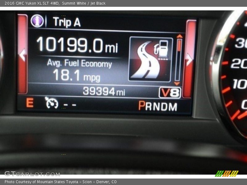 Summit White / Jet Black 2016 GMC Yukon XL SLT 4WD