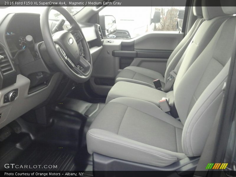 Magnetic / Medium Earth Gray 2016 Ford F150 XL SuperCrew 4x4