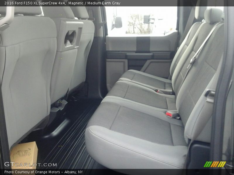 Magnetic / Medium Earth Gray 2016 Ford F150 XL SuperCrew 4x4