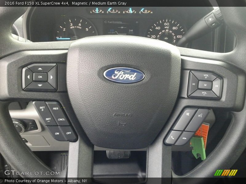 Magnetic / Medium Earth Gray 2016 Ford F150 XL SuperCrew 4x4