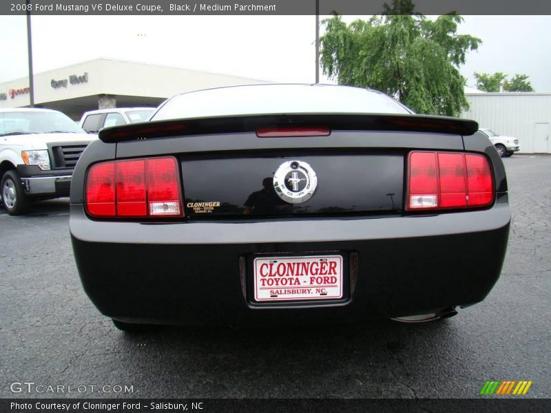 Black / Medium Parchment 2008 Ford Mustang V6 Deluxe Coupe