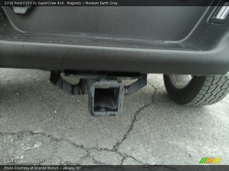 Magnetic / Medium Earth Gray 2016 Ford F150 XL SuperCrew 4x4