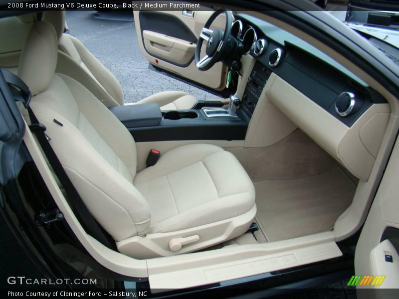 Black / Medium Parchment 2008 Ford Mustang V6 Deluxe Coupe