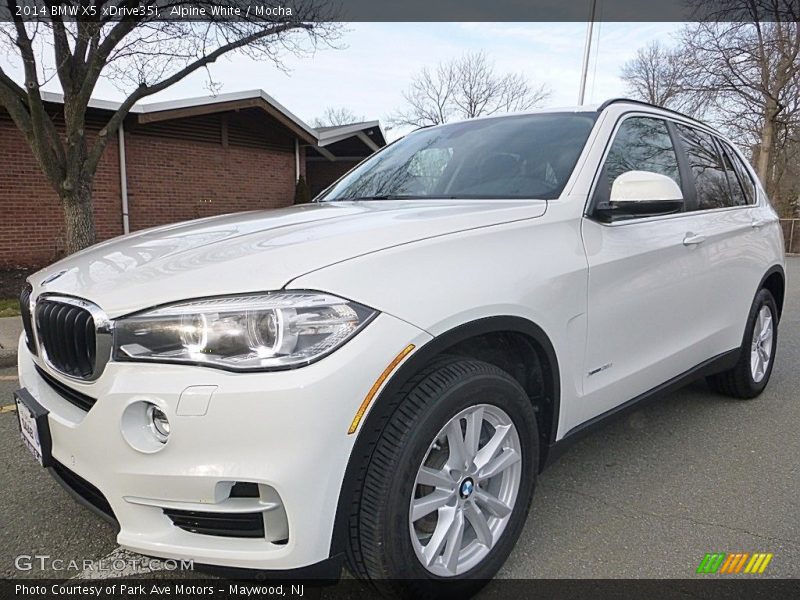 Front 3/4 View of 2014 X5 xDrive35i