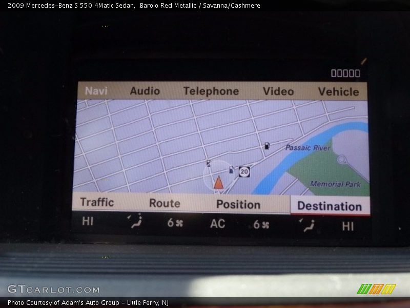 Barolo Red Metallic / Savanna/Cashmere 2009 Mercedes-Benz S 550 4Matic Sedan