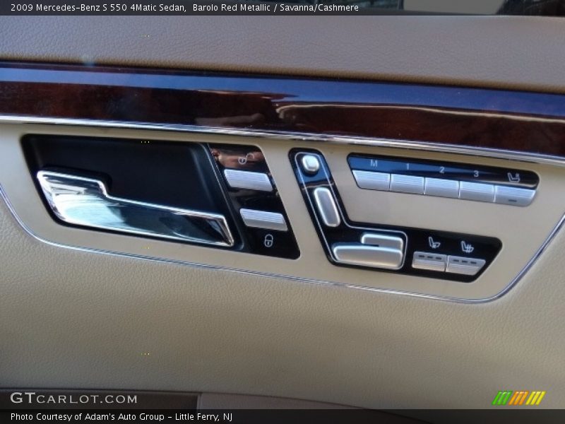 Barolo Red Metallic / Savanna/Cashmere 2009 Mercedes-Benz S 550 4Matic Sedan